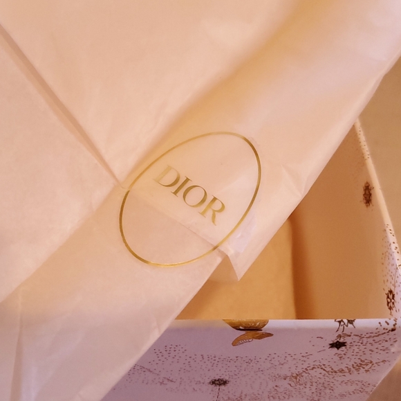 Dior Gift Box Holiday Edition Medium White and Gold Constellations Butterflies - Picture 5 of 13